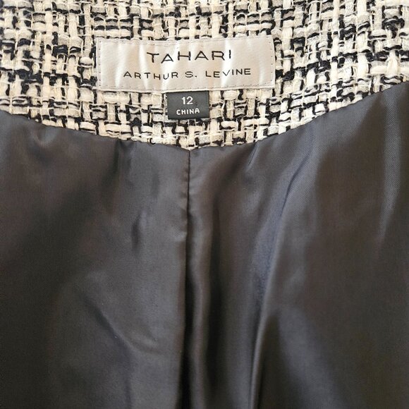 TAHARI Arthur Levine Coat/Jacket White & Black w/Pearls & Metallic Fibers Sz 12 - Picture 5 of 11